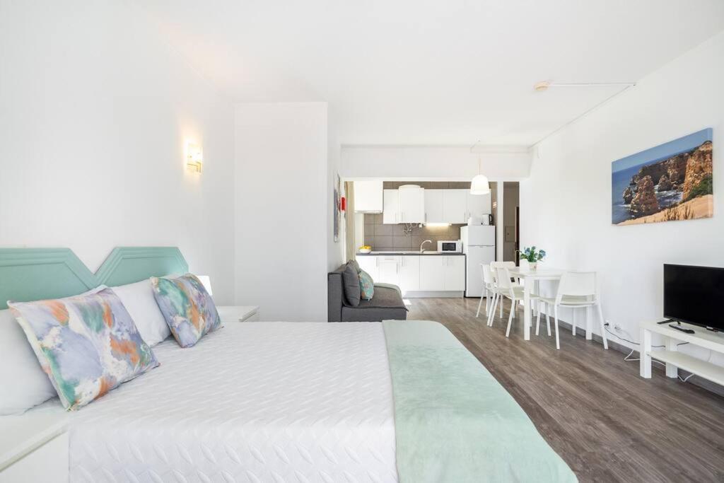 Rocha Beachside Studio By Cc 326 Portimão Exteriér fotografie